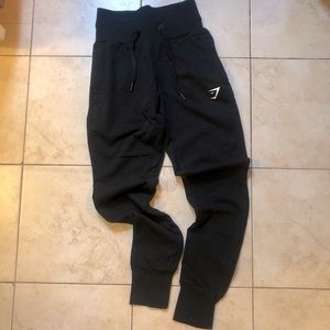 GYMSHARK 🦈 HIGH WAIST JOGGERS